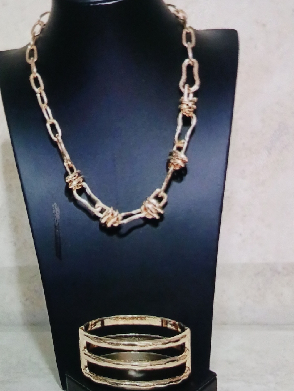 Gold Linked Knot Necklace and Cuff Bracelet Set